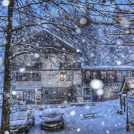 Pensiunea Faast Predeal Buitenkant foto